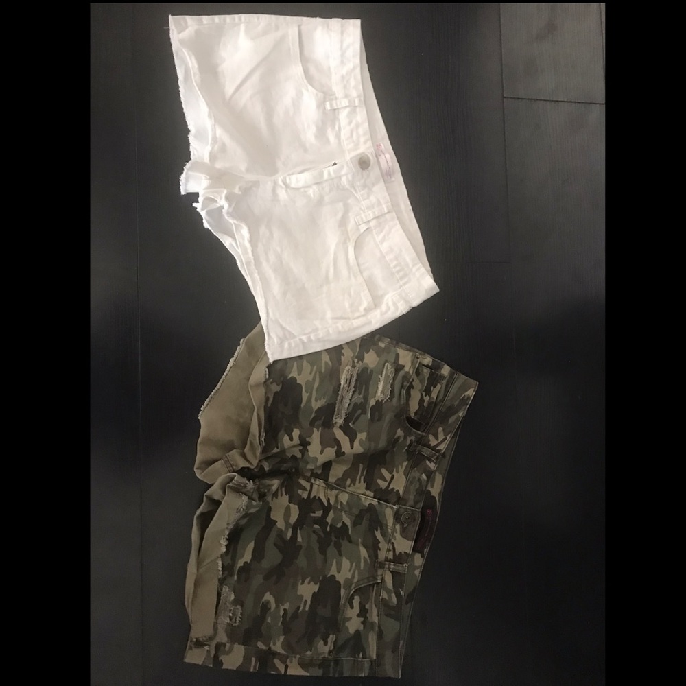 Juniors shorts Sz 17